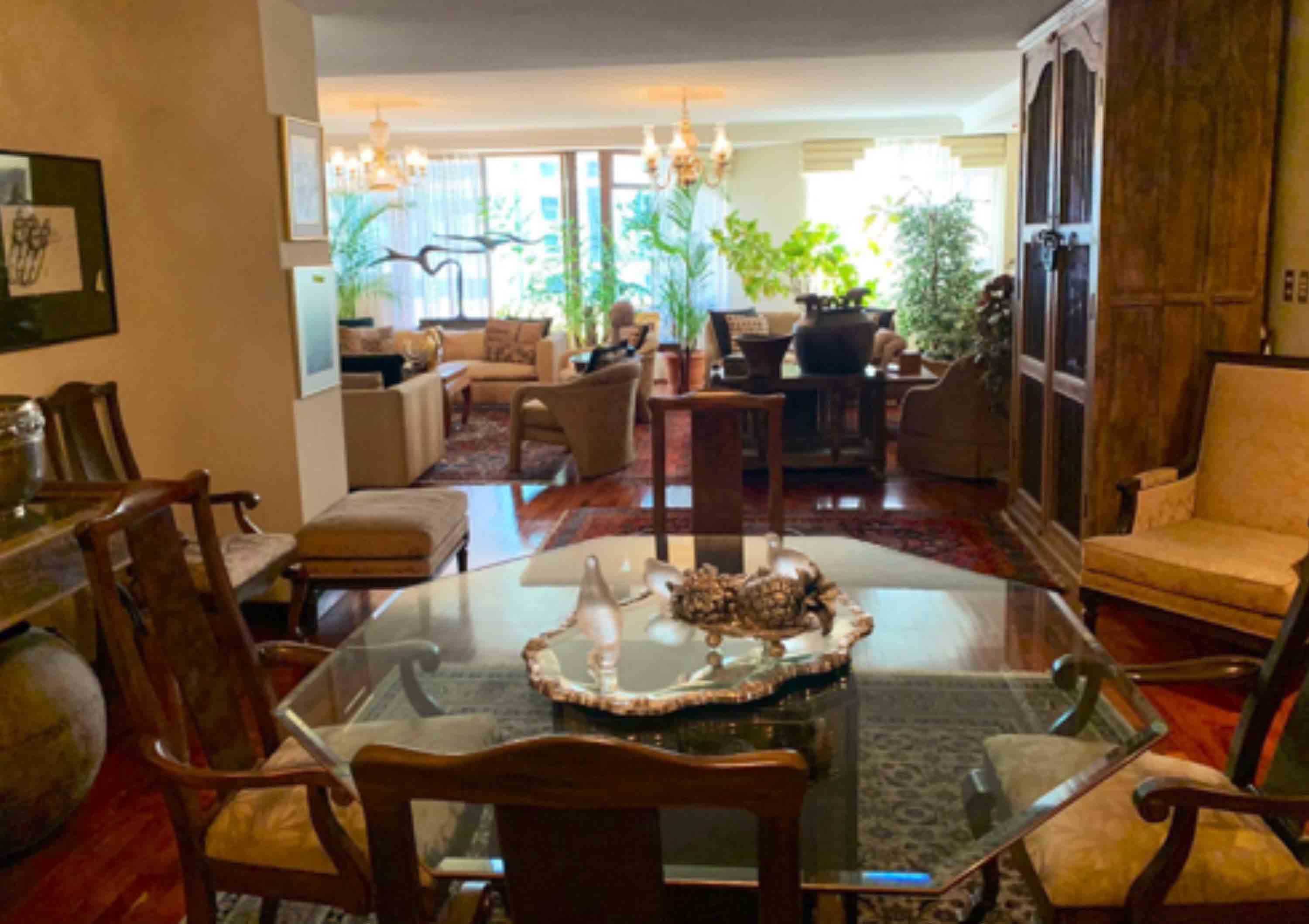 Apartamento en Venta en Edificio Avenida Zona 10. - Image 4